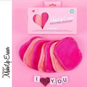 The Original Makeup Eraser I Love You 7-Day Set